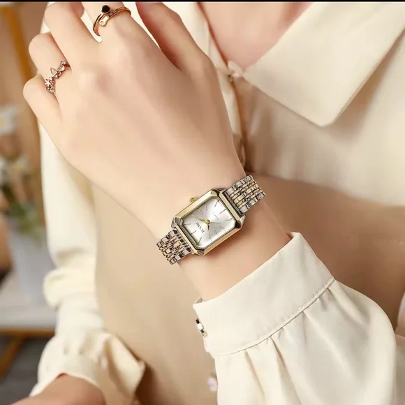 Women's Gold and Silver Watch
Quartz Watch – White Dial ✨ - Picture 3 of 17